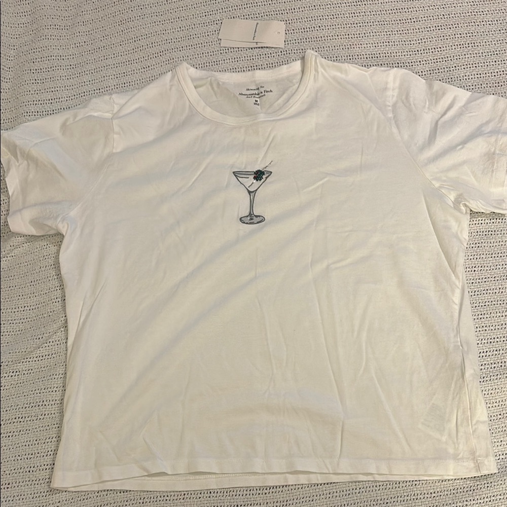 Abercrombie & Fitch White Short Sleeve Tee